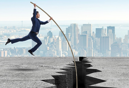 Avoid Obstacles Of Onboarding Training With An LXP: Here's How